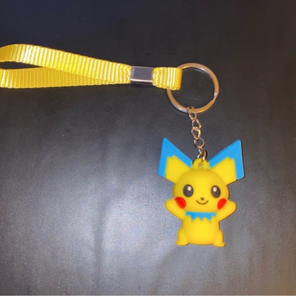 2x Pokémon Keychains For keys figurines two ninjas figure Yellow - Picture 6 of 6